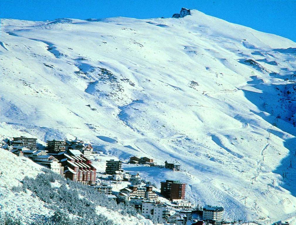 Apartamento Nievesol Con 2 Parking Y Wifi Сиера Невада Екстериор снимка
